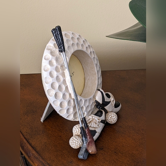 BURTON & BURTON GOLF PICTURE FRAME - Picture 3 of 5